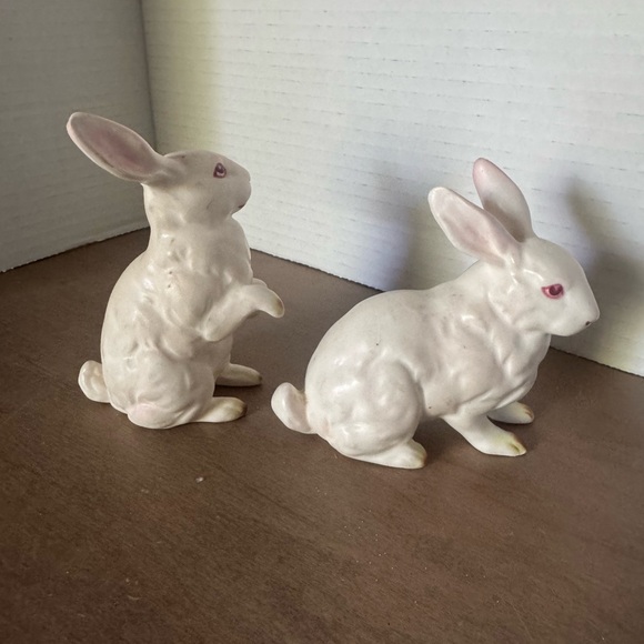 Lefton Vintage Rabbit Decor - Picture 4 of 8